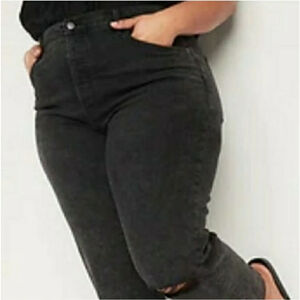 Old Navy Sky-Hi Straight Raw Hem Jeans Ripped Black Ember 26W